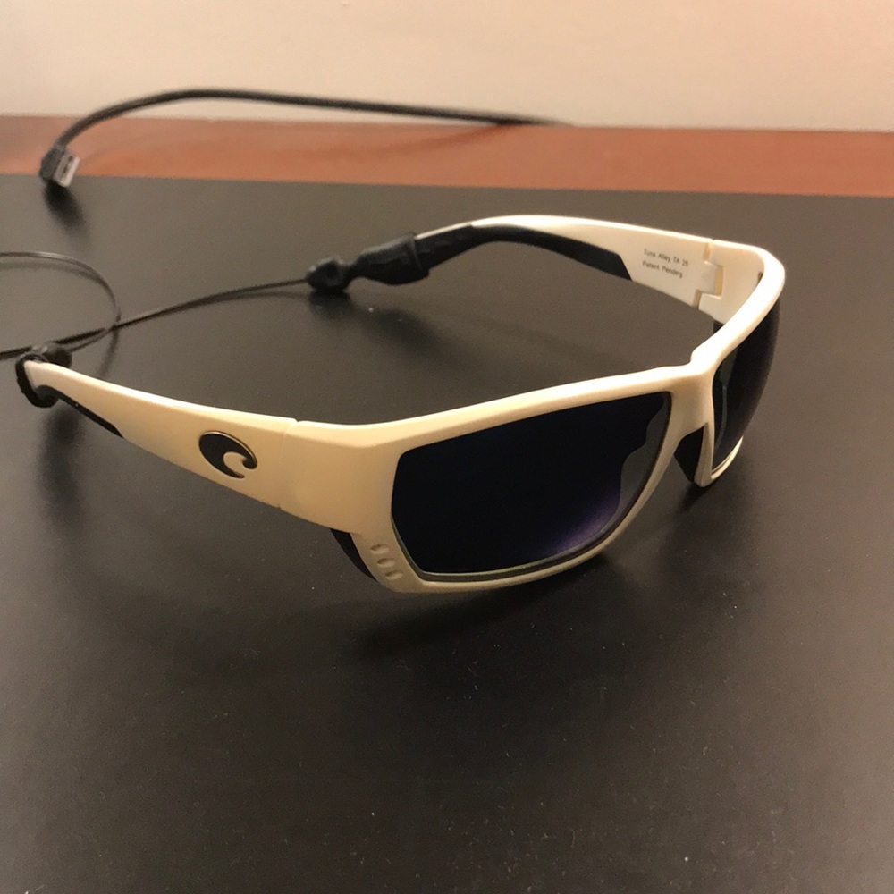 Costa Del Mar Tuna Alley Sunglasses 580
